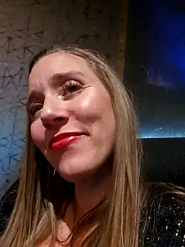 Skyellar's Live XXX Chat