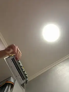 chick-888 Adlı Modelin Canlı XXX Sohbeti