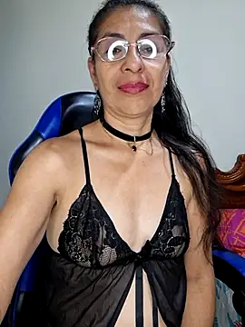 Natasha_50 Live XXX-chat