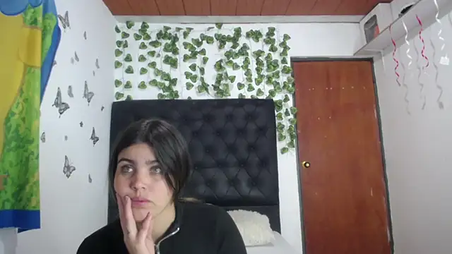 isabel_09 লাইভ XXX চ্যাট