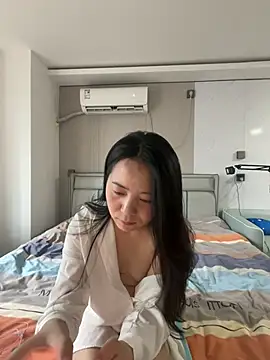 ccyun666 在線直播表演