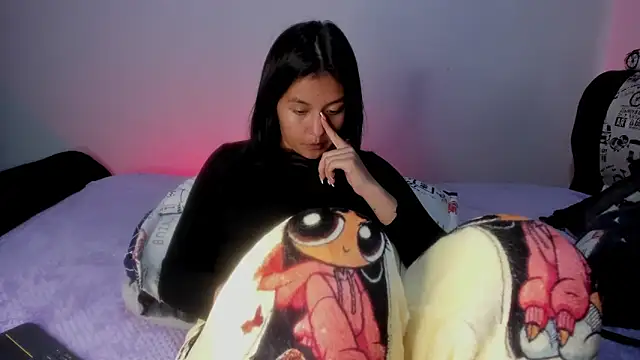 Sharlottee__ 라이브 XXX 채팅