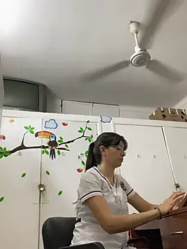 aphrodite_sexyのライブXXXチャット