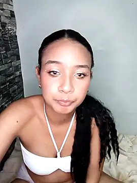 แชท XXX สดของ Aurora_fantasyPink