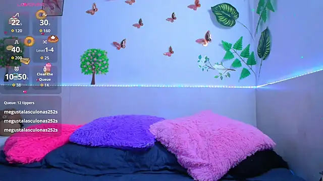 XXX chat uživo modela emily_cooper_t