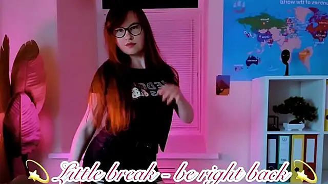 Czat XXX na żywo – CarolGiggly