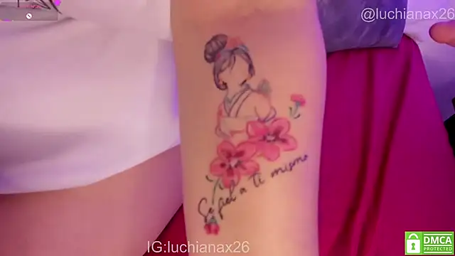 Онлайн чат XXX lucy26_