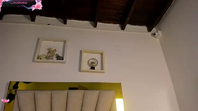 vahiolet_fuentes – Naživo XXX chat