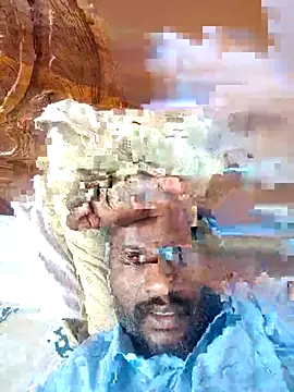 Paramkeerthi Adlı Modelin Web Kamerası Şovu