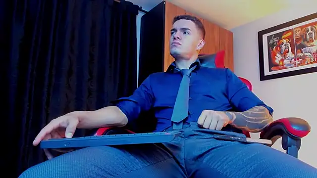 ALPHA_DOMINUS_ élő XXX-chatje