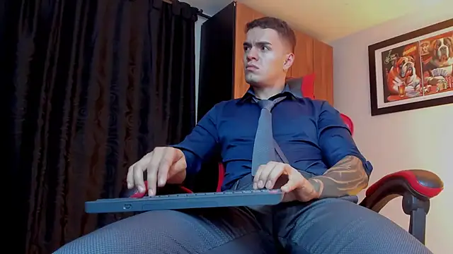 ALPHA_DOMINUS_ Live XXX Chat