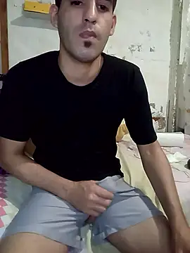 chicofino16 Live XXX Chat