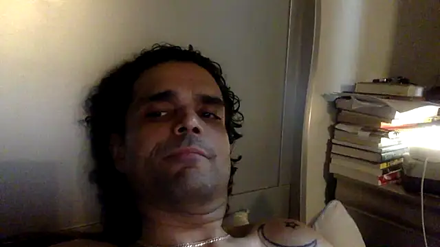 StuntingSpunMarine69 Show in webcam