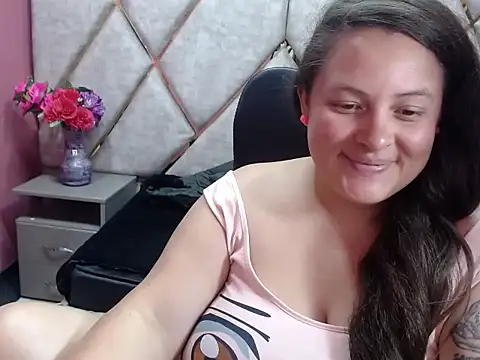 แชท XXX สดของ Sarah_Boobs_