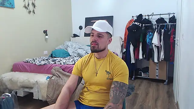 Tiberius_hunkn Live XXX chat