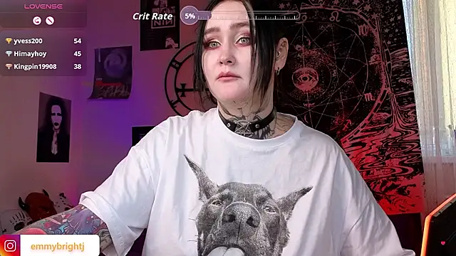 Czat XXX na żywo – Emmybrightj_