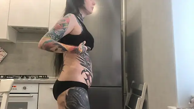 Chat XXX en directo de HighelikeGirl