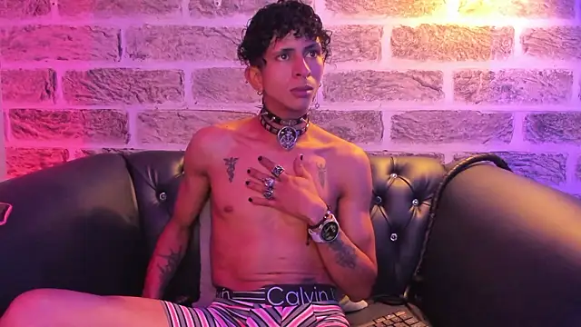 Maximoking26 Webcam show