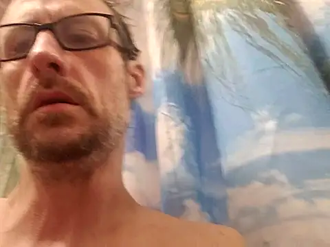 eldone82: διαδικτυακό σόου στην κάμερα