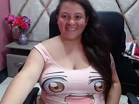 Sarah_Boobs_ 라이브 XXX 채팅