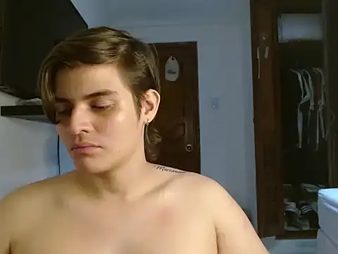 BadBunny_69 élő XXX-chatje