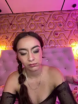 MelanyyJhonson15: онлайн-секс-чат