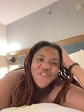 دردشة HEARTBREAKBRE الجنسية المباشرة