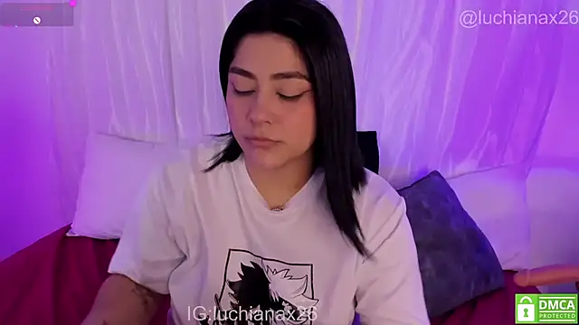 lucy26_ Chat XXX live