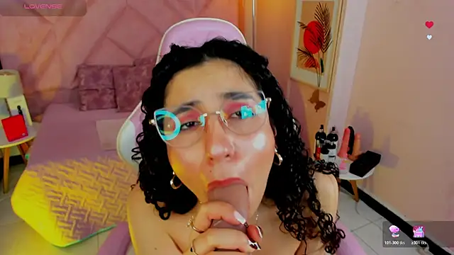 DemiJones_ Live XXX-chat