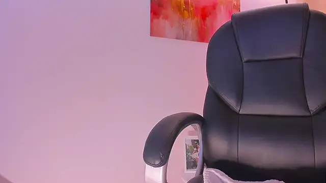 Chat +18 de MariamRivera_ ao vivo