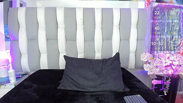 IsaDiiaz Adlı Modelin Canlı XXX Sohbeti