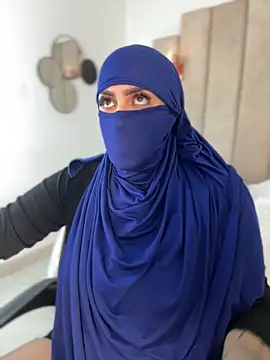 rashaaa_ – Naživo XXX chat