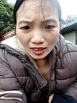 XXX chat uživo modela ngan-cute