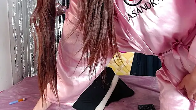 Chatroom XXX en direct de lunaember_cs