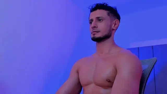 Adonys_Lewis_ 网络视讯表演