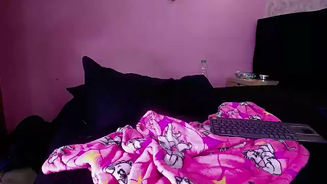 Katty_Kiiss_ Live XXX-chat