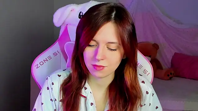 Chat +18 de FreyaVey ao vivo