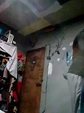 Guanatos13 Webcam Show