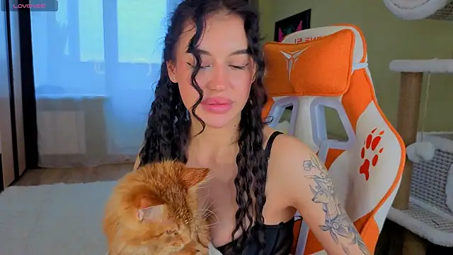 แชท XXX สดของ RiriDay