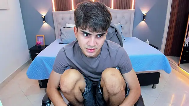 Tommy18__ Live XXX-Chat