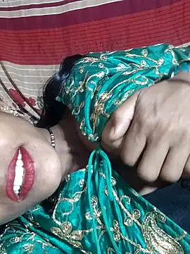 Chatroom XXX en direct de Itz_Aisha__