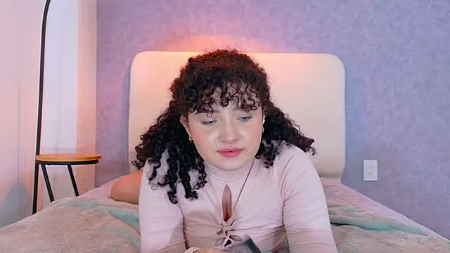 Tracielowe_w 现场XXX聊天