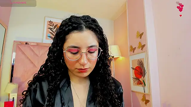 แชท XXX สดของ DemiJones_