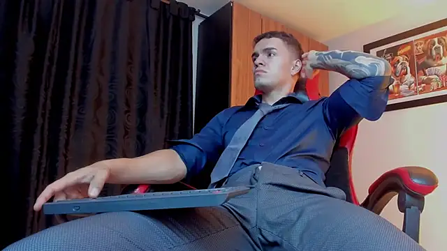 دردشة ALPHA_DOMINUS_ الجنسية المباشرة