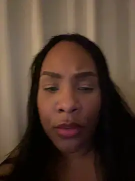 XXX chat uživo modela Chaniita