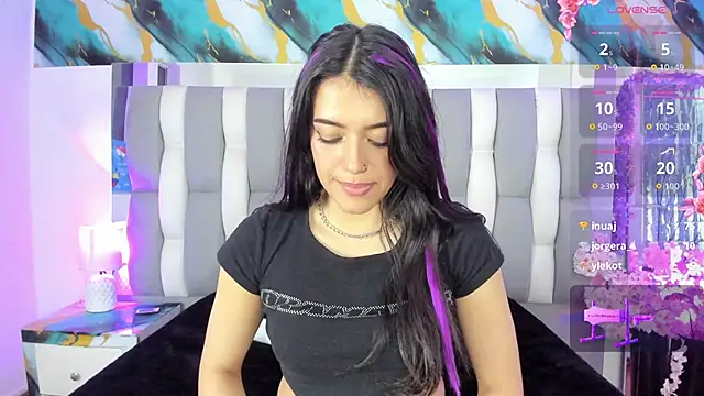 Chat +18 de IsaDiiaz ao vivo