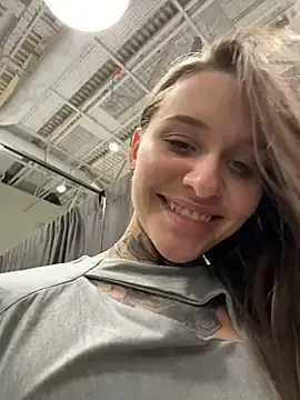 XXX chat uživo modela KishaMur