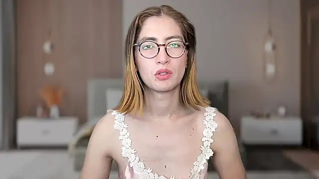 عرض كام rousseblossom