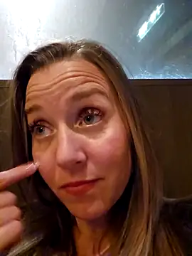 Skyellar 라이브 XXX 채팅