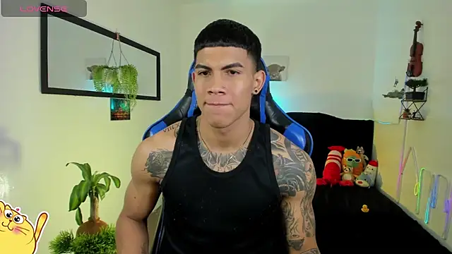 Damian_latinxxx's Webcam Show